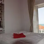 Alfama Patio Apartment *