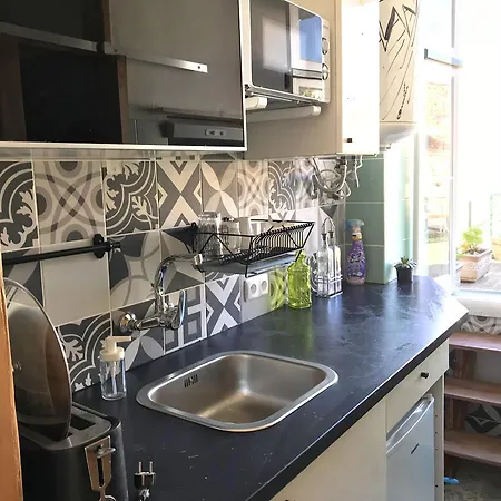 Alfama Patio Апартаменты