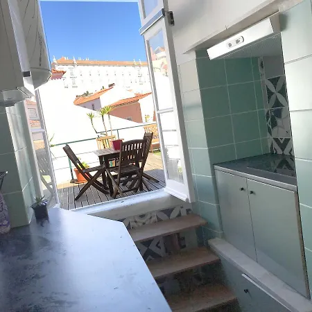 Alfama Patio Апартаменты