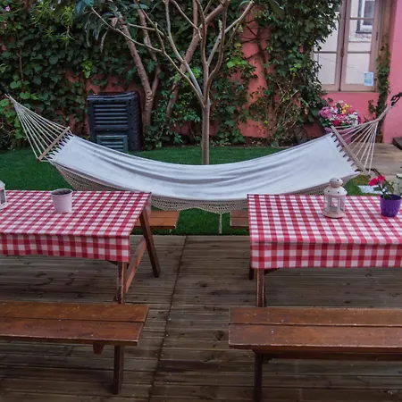 Alfama Patio Апартаменты *